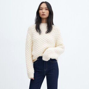 Mango Oversized Knit Sweater in Off-White, cable knit pattern, Sz M